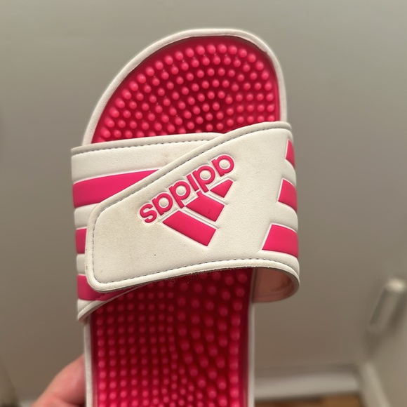 Adidas pink and white slides - Picture 5 of 5